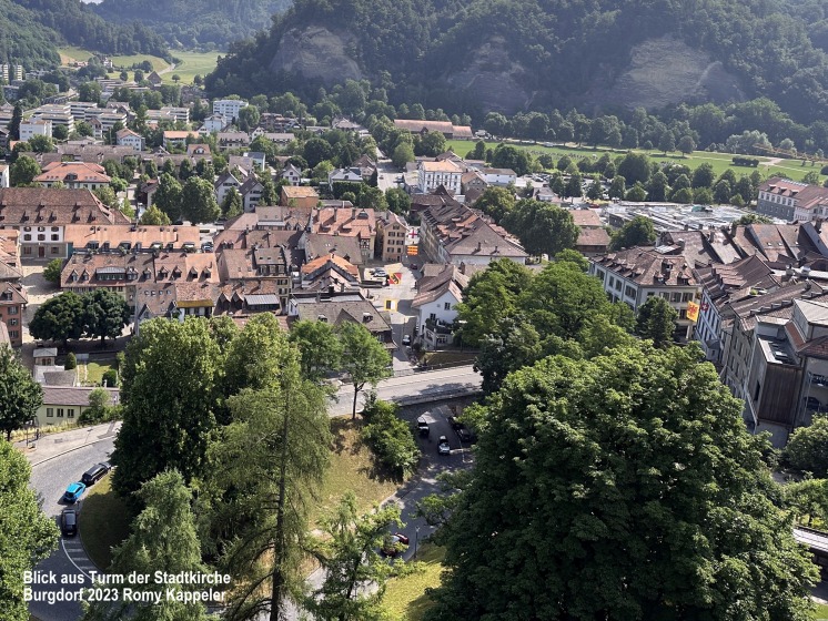 Blick aus Kirchturm Stadtkirche Burgdorf Richtung Flühe
